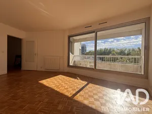 Appartement à Cergy (95000)