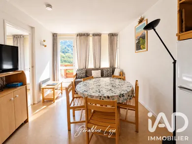 Appartement à LA MONGIE (65200)