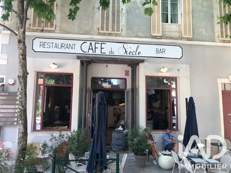 Local commercial 48 m² · à Collobrières · 48 m² · 179 960 €