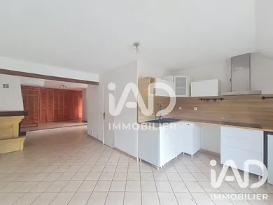 Apartment in Corbeil-Essonnes (91100)