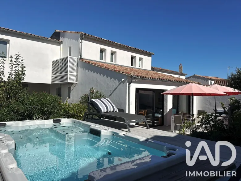 Maison 7 pièces 145 m² · à La Flotte · 145 m² · 1 280 000 €