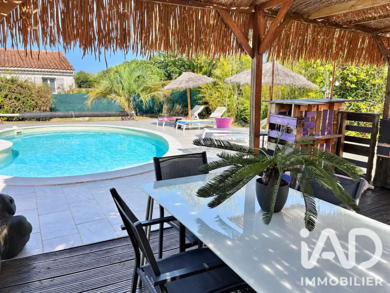 Maison 5 pièces 103 m² · à Castelnau-Valence · 103 m² · 340 000 €