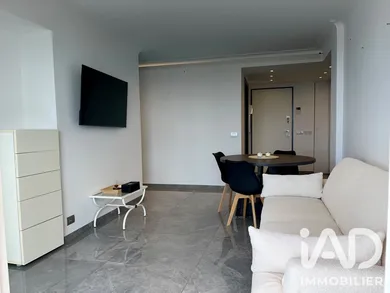 Apartment in Roquebrune-Cap-Martin (06190)