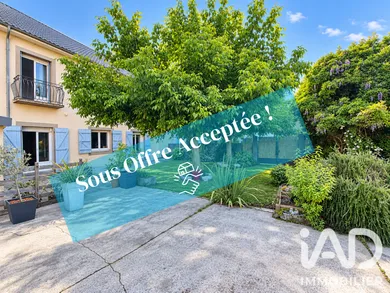Townhouse in Soumoulou (64420)