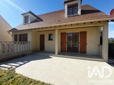 Maison traditionnelle à La Chapelle-la-Reine (77760)