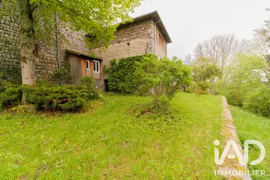 House in La Chaulme (63660)