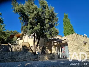 Maison traditionnelle à Méthamis (84570)