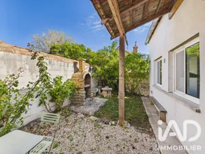Maison à Ville-Saint-Jacques (77130)
