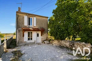 Maison à Xambes (16330)