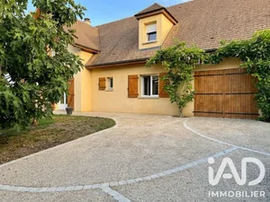 Maison à Saint-Ambreuil (71240)