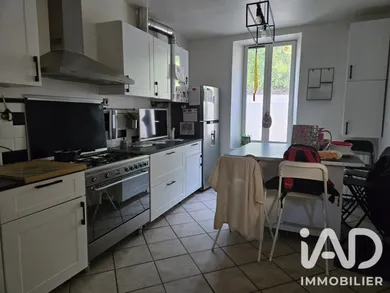 Maison à Villeblevin (89340)