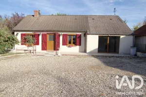 Park home in La Cour-Marigny (45260)