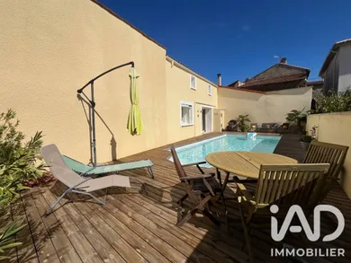 Village house in Saint-Barthélemy-le-Plain (07300)