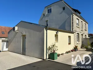 Maison à La Chaussée-Saint-Victor (41260)