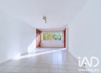 Appartement à Vitrolles (13127)