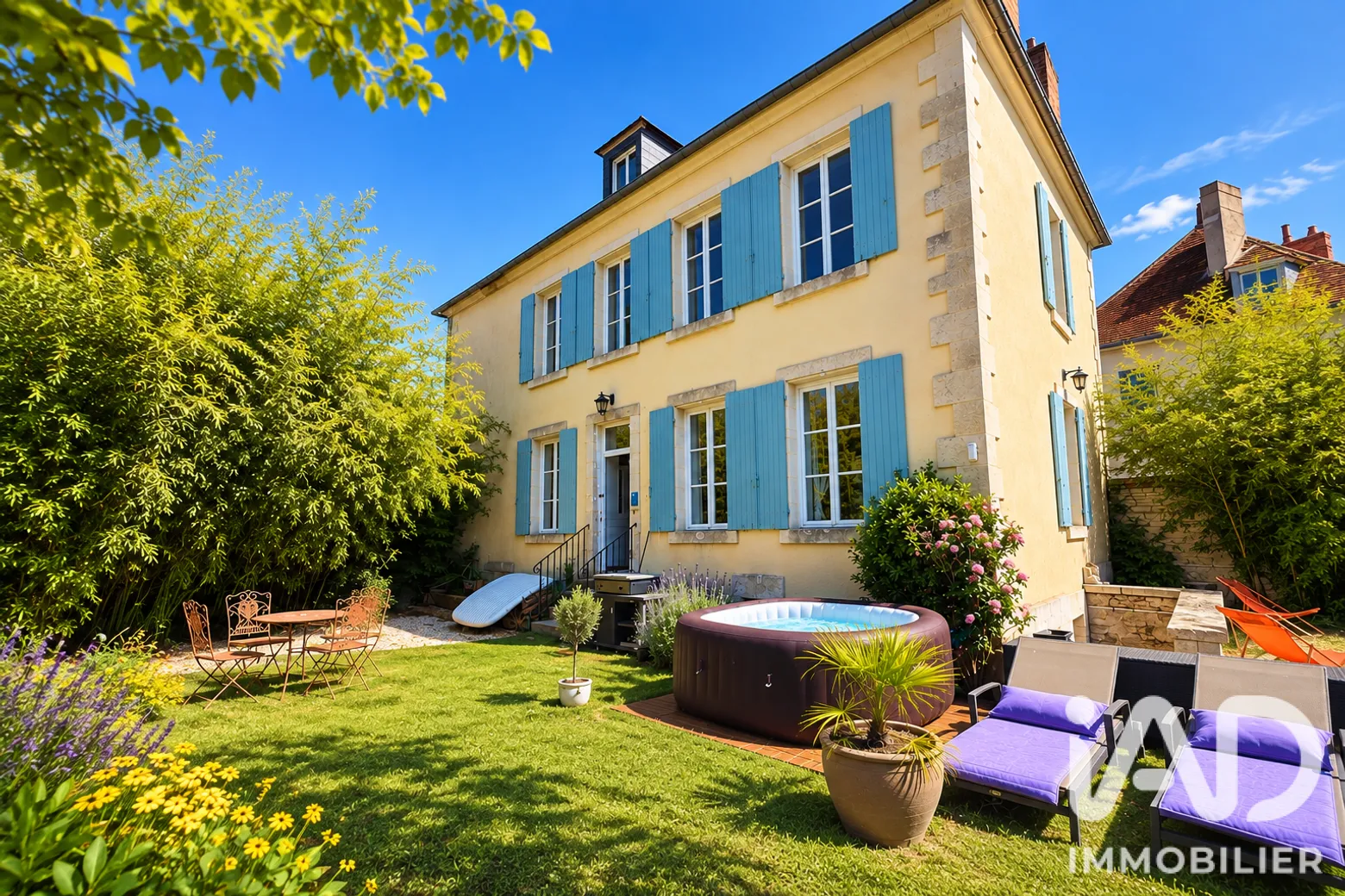 maison à Donzy