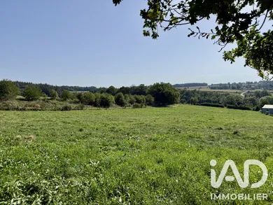 Terrain à bâtir à Quins (12800)
