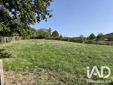 Terrain à bâtir à Quins (12800)