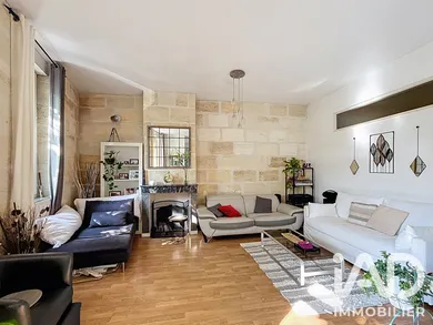 Duplex à Bordeaux (33800)