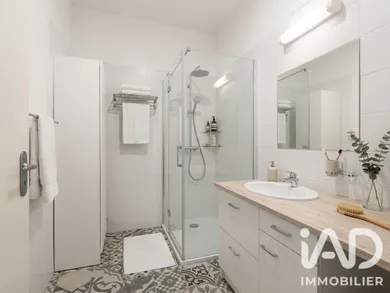 Appartement à Bordeaux (33100)