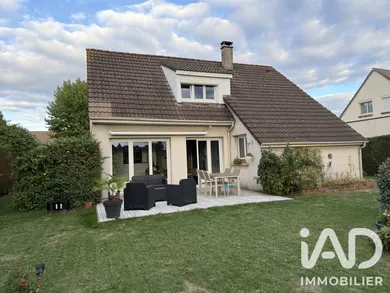 Maison traditionnelle à Le Mesnil-Esnard (76240)