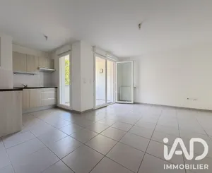 Apartment in Saint-Herblain (44800)