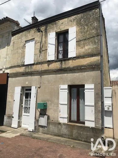 Maison de ville à Saint-Sulpice-et-Cameyrac (33450)