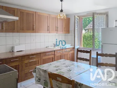 Maison de village à Saint-Brisson-sur-Loire (45500)