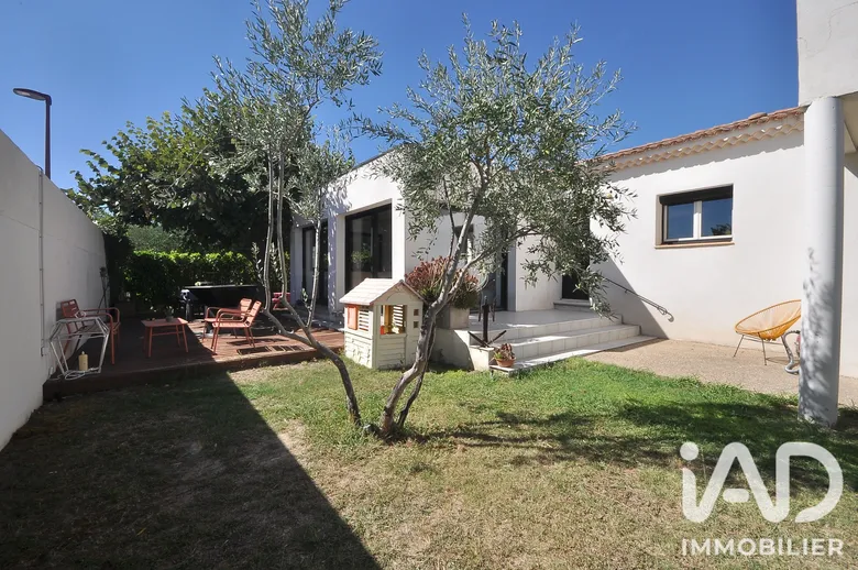 Maison 6 pièces 167 m² · à Clarensac · 167 m² · 469 000 €