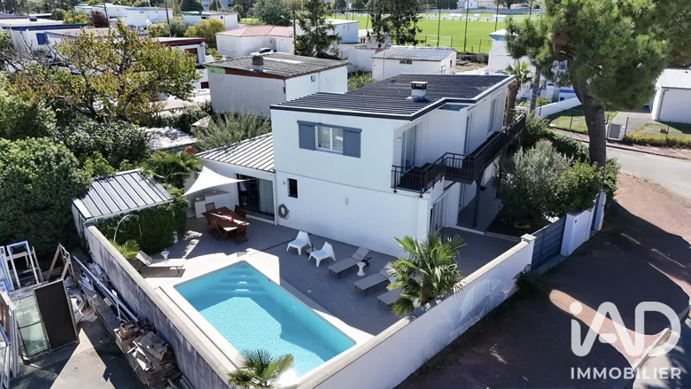 Maison 5 pièces 134 m² · à Royan · 134 m² · 599 900 €