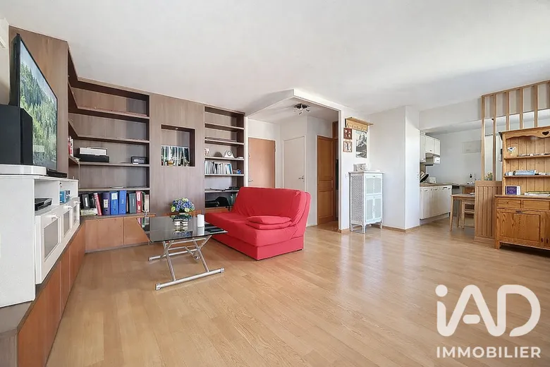 Appartement 4 pièces 83 m² · à Mandres-les-Roses · 83 m² · 249 000 €