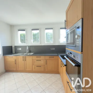 Appartement à La Rochette (77000)