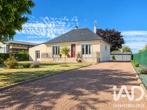 Maison traditionnelle à Thorigné-d'Anjou (49220)