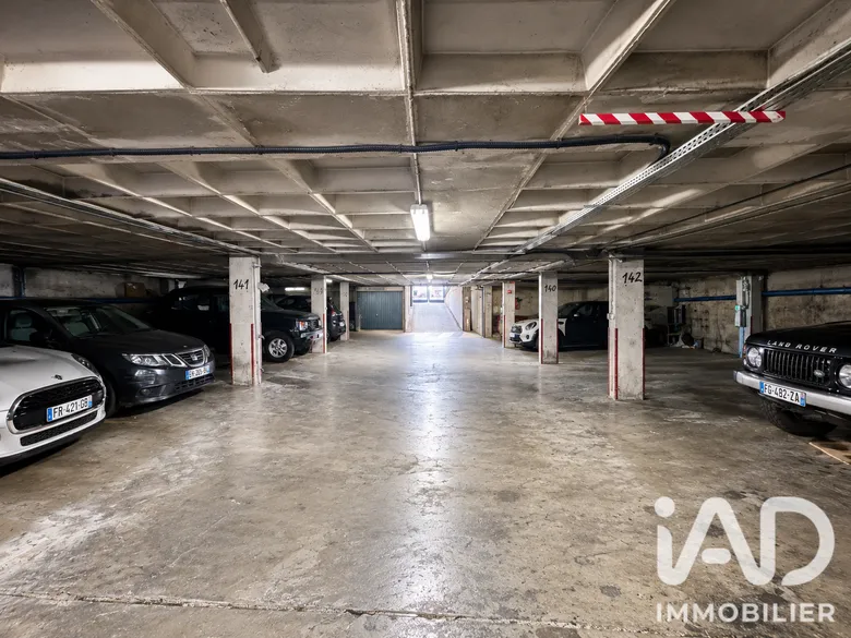 Parking 15 m² · à Paris · 15 m² · 22 000 €