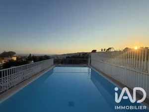 Apartment in Nice (06100)
