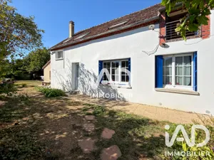 Village house in Rosoy (89100)