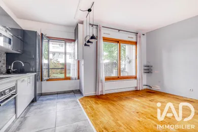 Apartment in Levallois-Perret (92300)