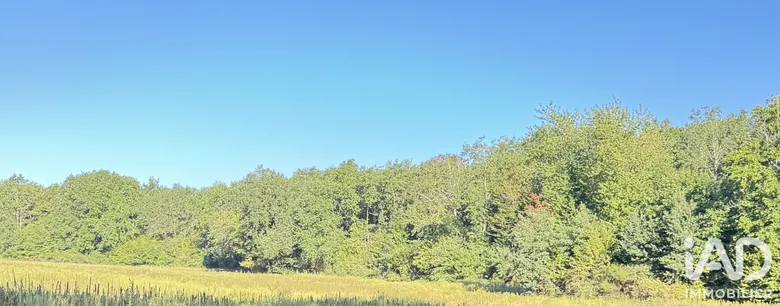 Terrain à Moulins-Sur-Tardoire (16110) · 32 000 €