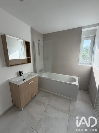 Immeuble à Moyeuvre-Grande (57250)