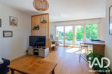 Apartment in Villenave-d'Ornon (33140)