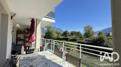 Appartement à Saint-Pierre-en-Faucigny (74800)