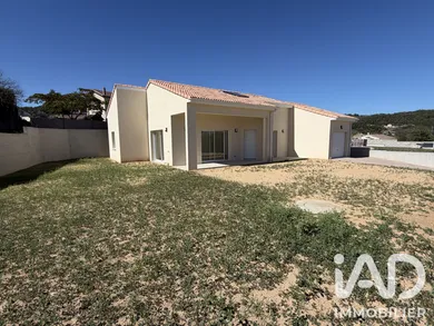 Traditional house in Colombier-le-Jeune (07270)