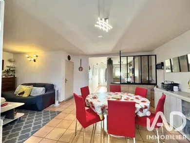 Traditional house in Redessan (30129)
