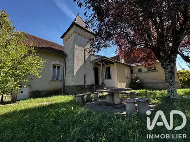 Maison à Saint-Michel-Loubéjou (46130)