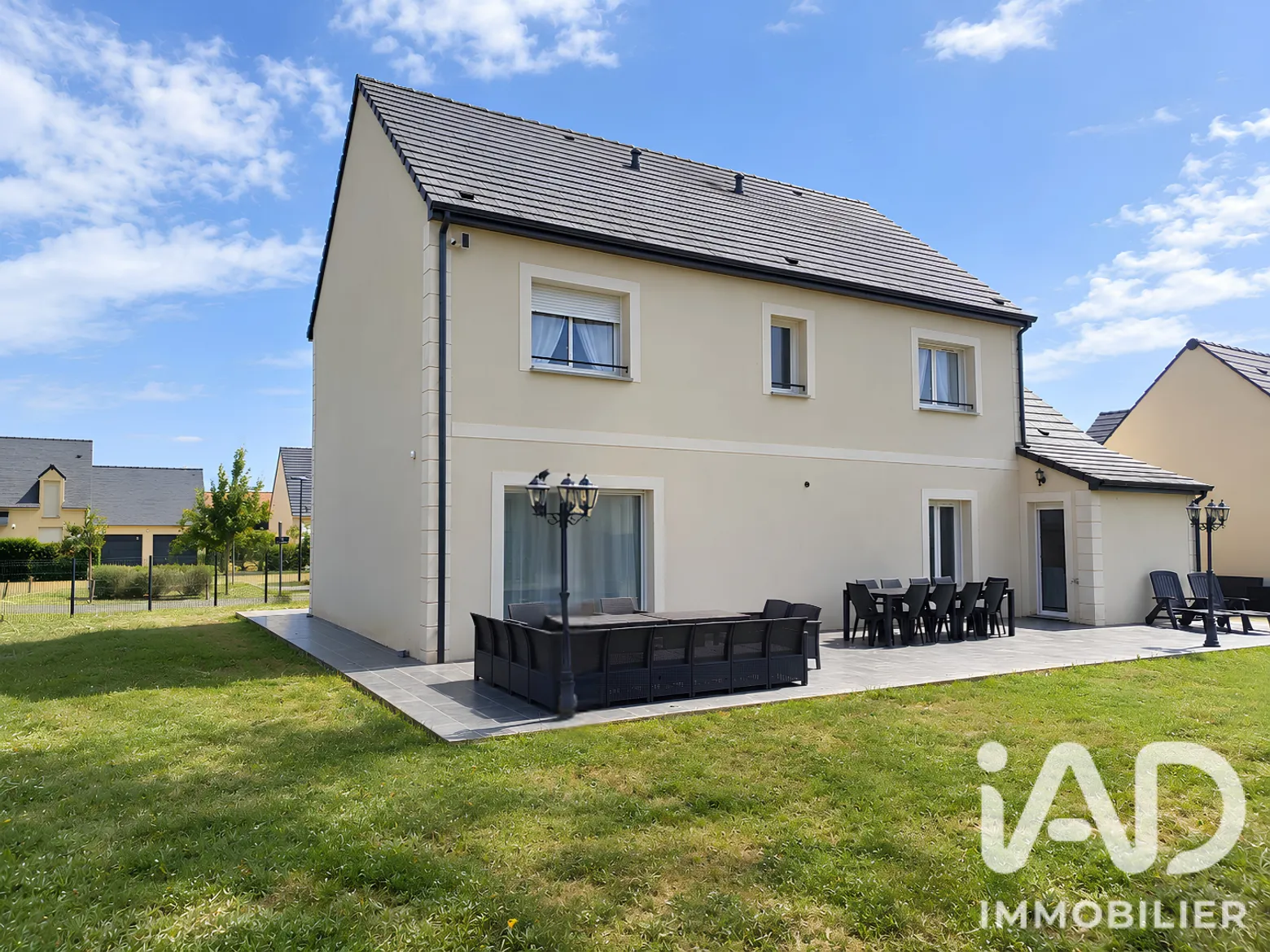 Vente maison à Saint-Lubin-des-Joncherets (28350) : maison 6 pièces 174 m² - 2110721 — 2