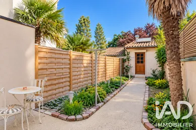Townhouse in Bordeaux (33000)