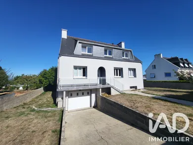 Maison à Plonéour-Lanvern (29720)