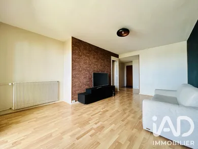 Appartement à La Chapelle-Saint-Mesmin (45380)