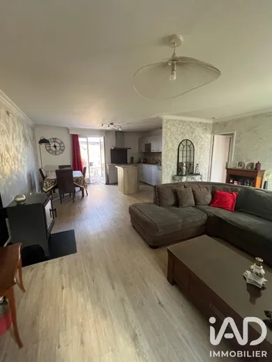 House in Maintenon (28130)