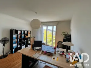 Office in Le Taillan-Médoc (33320)